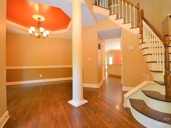 5th image of 159 Waterford Dr