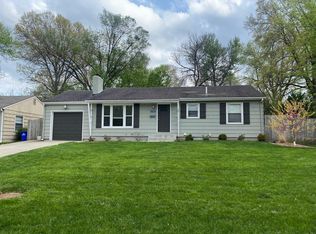 6823 W 72nd Ter, Overland Park, KS 66204