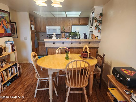 4th image of 2180 Resort Way S #7F