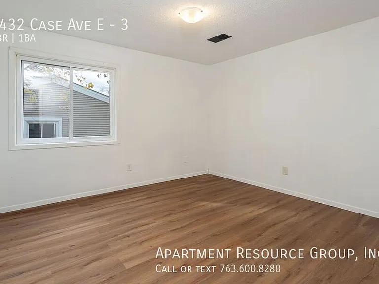 1432 Case Ave E #3 — Photo 10