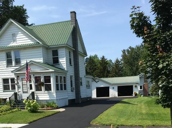8 Murray St, Malone, NY 12953