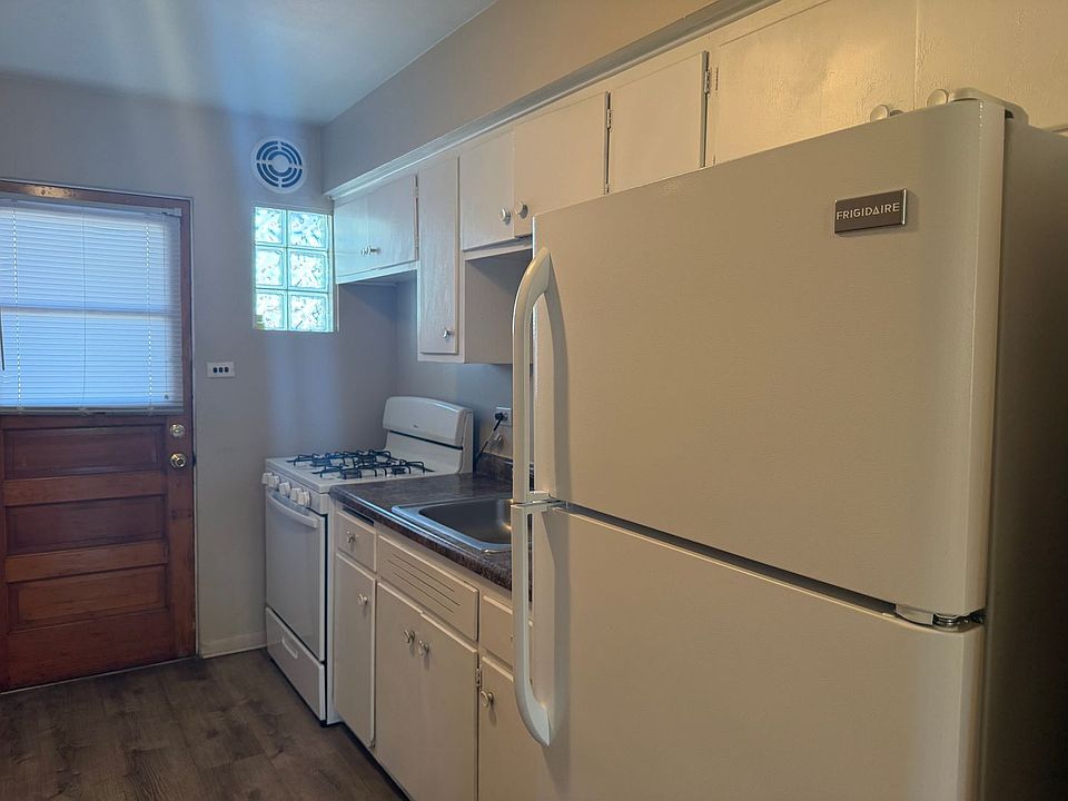 1st image of 1129-1135 Homestead Rd #1129-1B