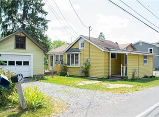 3462 Hayes Rd, Baldwinsville, NY 13027