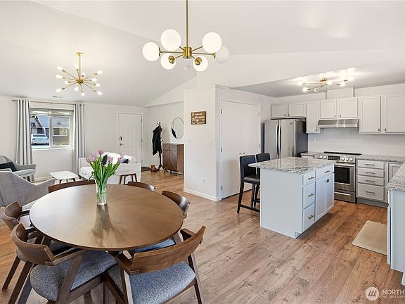 4th image of 1101 E Hayden Drive