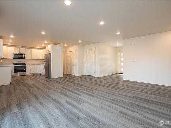 2nd image of 6306 Bearpaw Court