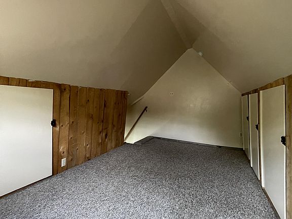5th image of 409 S Brooks St APT 2