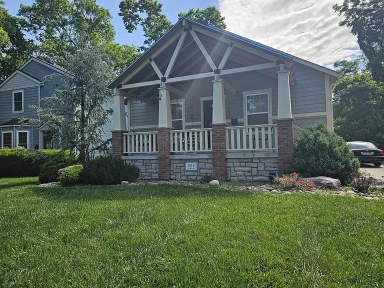 1816 Alabama St — Photo 1