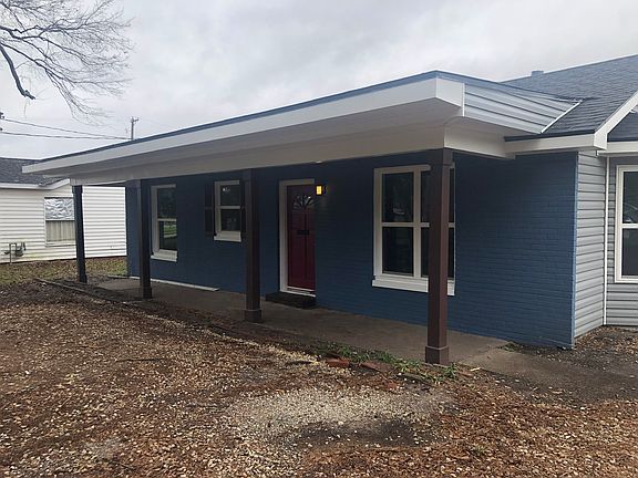 2nd image of 2616 Aster St