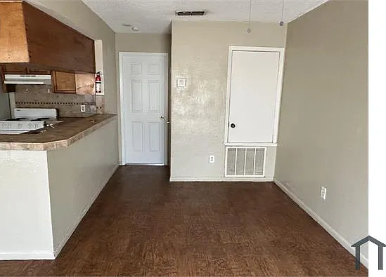 1 bed, 800 sqft, $975 — Photo 3