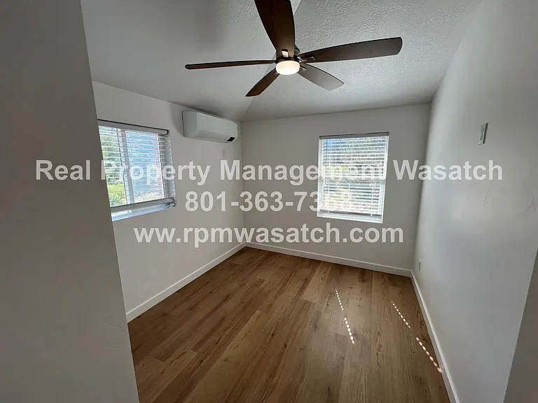 1388 Country Ln — Photo 35