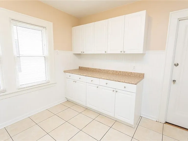 50 Henley Rd #LOWER — Photo 10