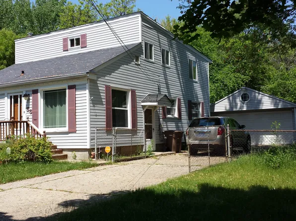 56 Monterey St, Pontiac, MI 48342