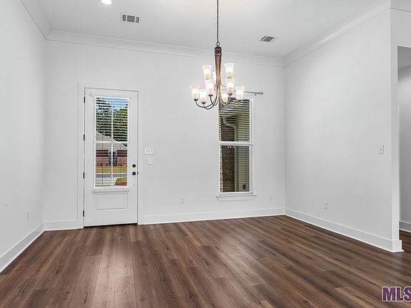 4th image of 25228 Burlington Dr