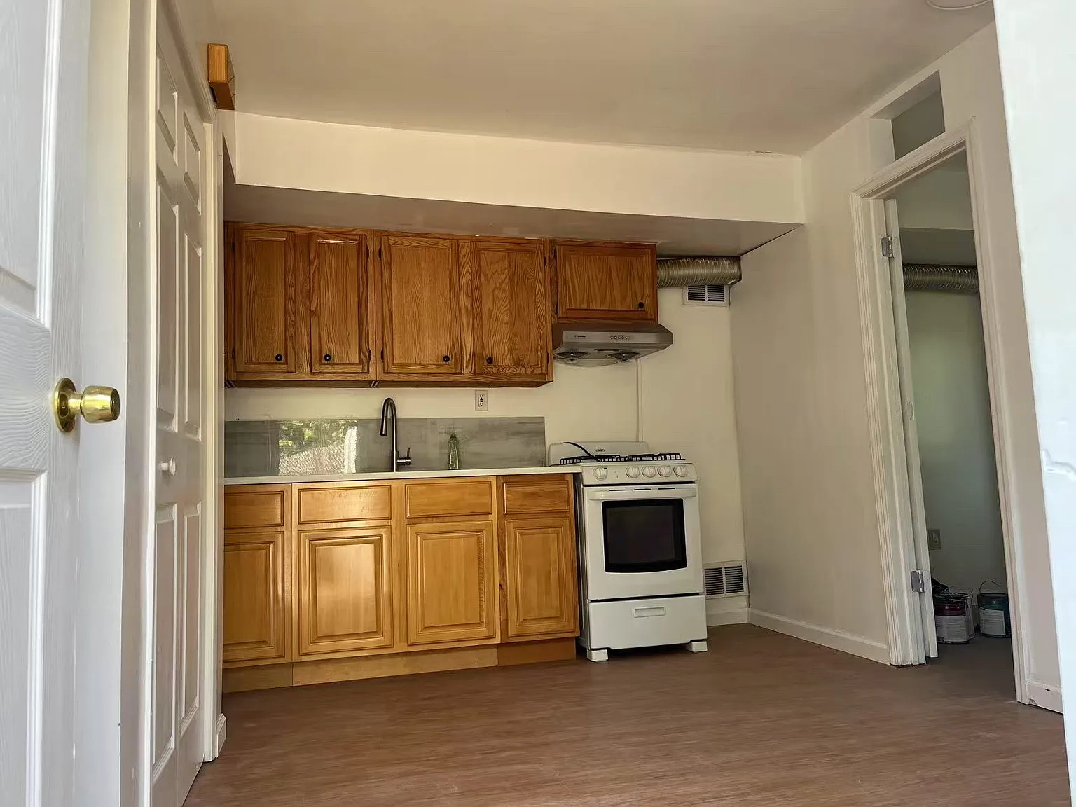 266 Edgewater St — Photo 3
