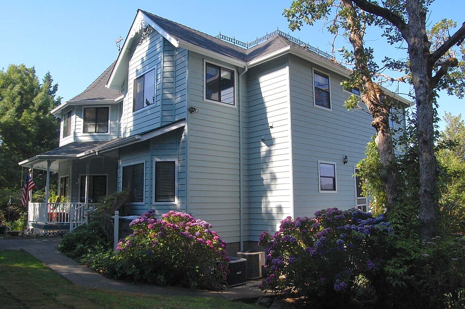 910 NE Tokay Hts, Grants Pass, OR 97526 MLS 220161340 Zillow