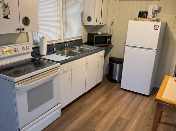 4410 NE Indian River Dr, Jensen Beach, FL 34957