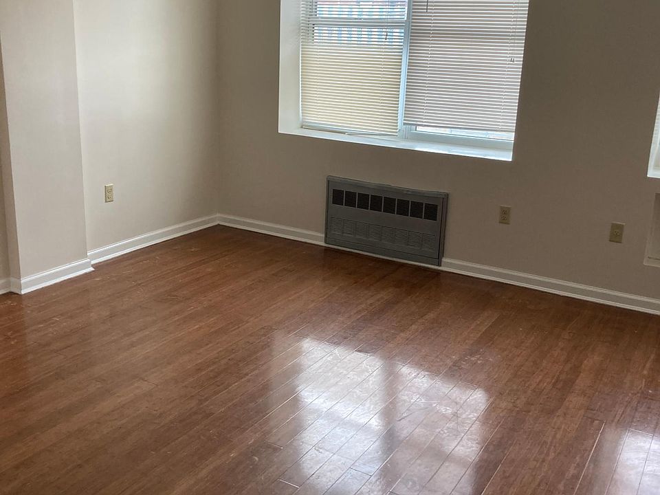 1st image of 8025 Parsons Blvd APT L09