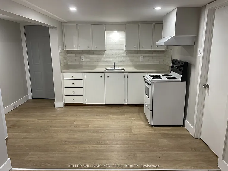 3 Lane Ct #LOWER LEVEL — Photo 10