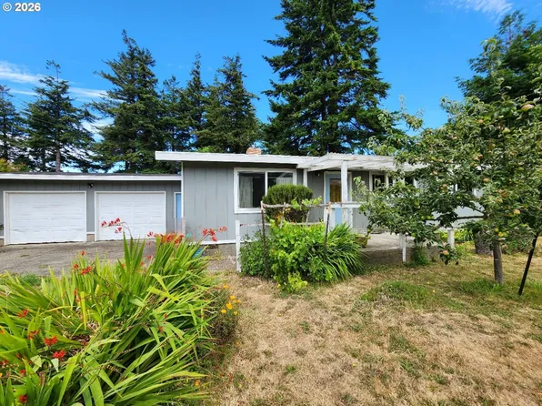 2537 Port Orford Loop Rd, Port Orford, OR 97465