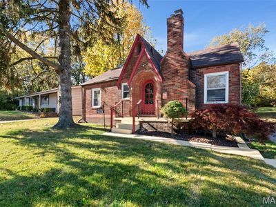 1825 S New Florissant Rd, Florissant, MO, 63031