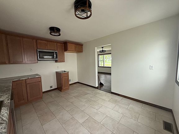 2nd image of 7603 W Delphi Pike
