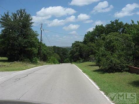 2nd image of 522 Beverly Rd