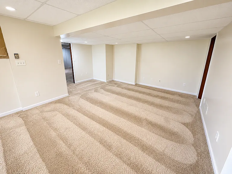 5 Allendale Dr — Photo 28