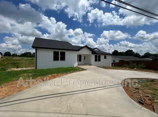148 Mary St, Gray, TN 37615