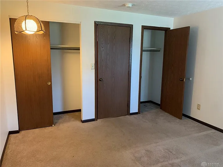 8770 Washington Colony Dr — Photo 11