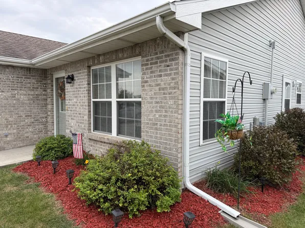 2263 S Cotton Rd, Marshall, MO 65340