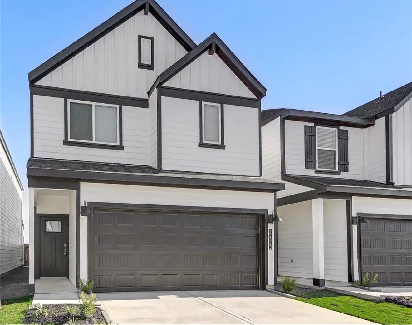 4 bed, 2.5 bath, 2166 sqft, $3,170 — Photo 1