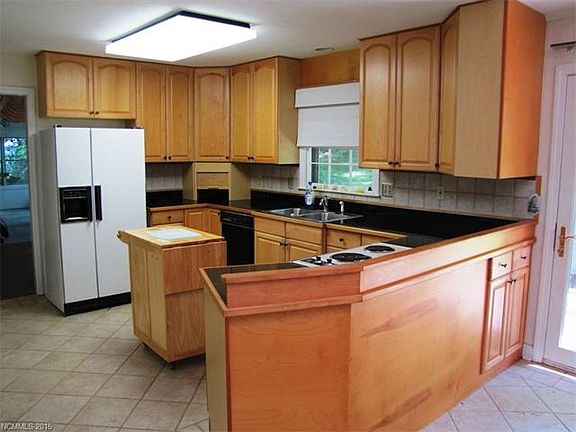 5th image of 2640 Seminole Dr