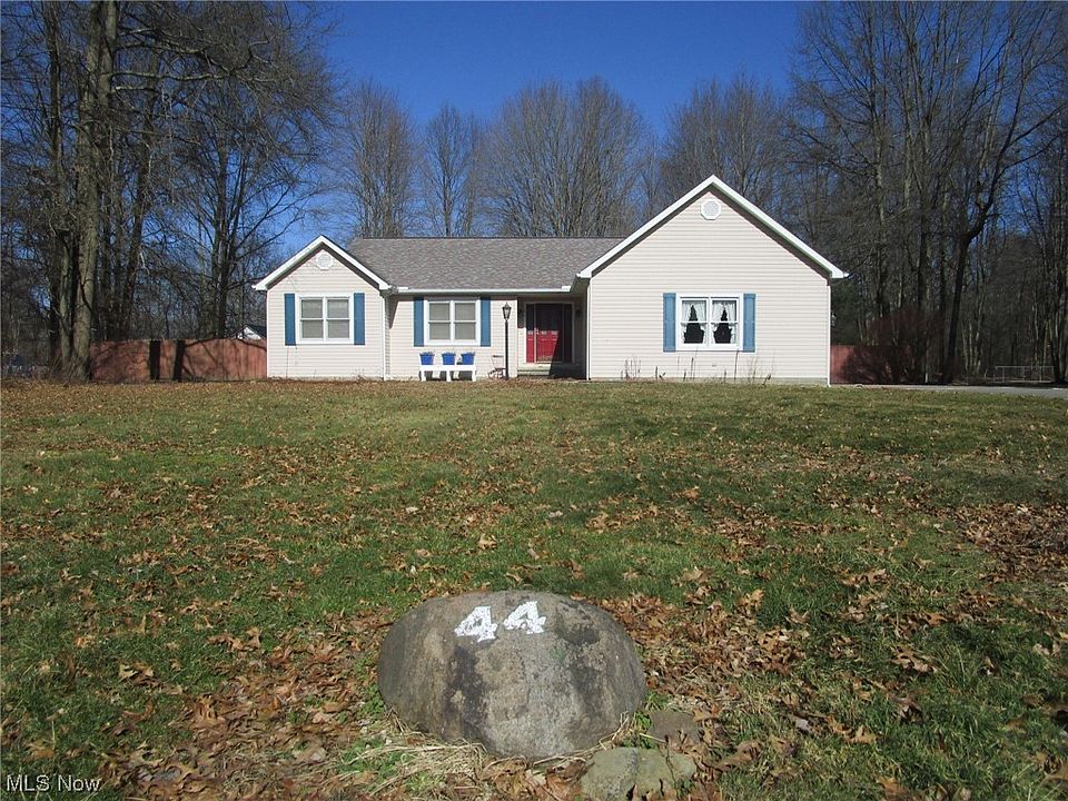 1st image of 44 Chaffee Dr