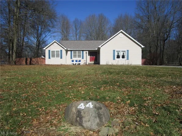 44 Chaffee Dr, Orwell, OH 44076