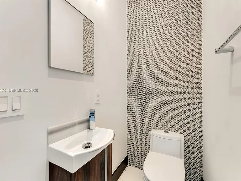 15315 SW 84th Ave — Photo 38