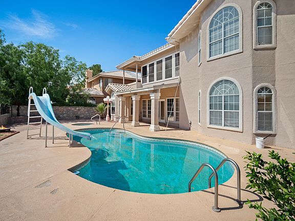 3rd image of 901 Via Corta Ct