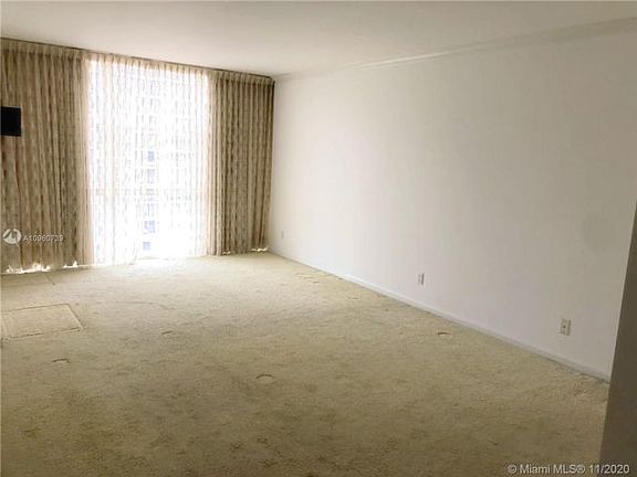 4th image of 1915 Brickell Ave APT C901