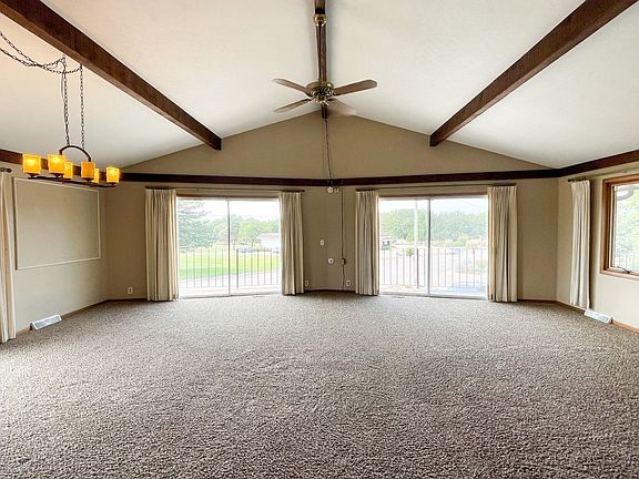 3rd image of 1945 Rolling Hills Cir