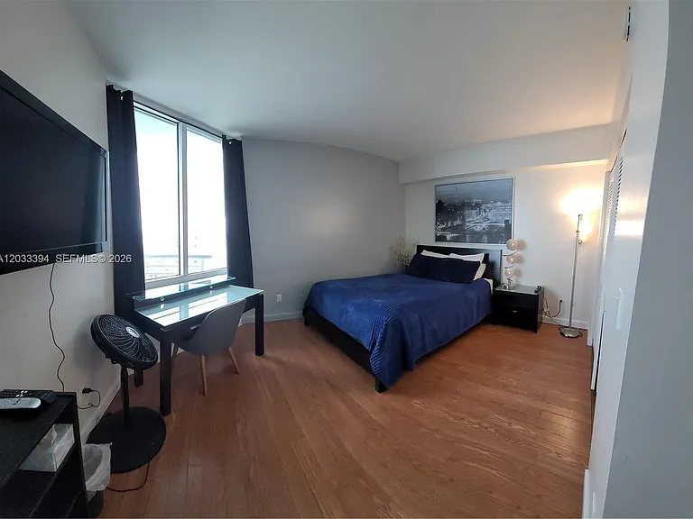325 S Biscayne Blvd #3321 — Photo 21