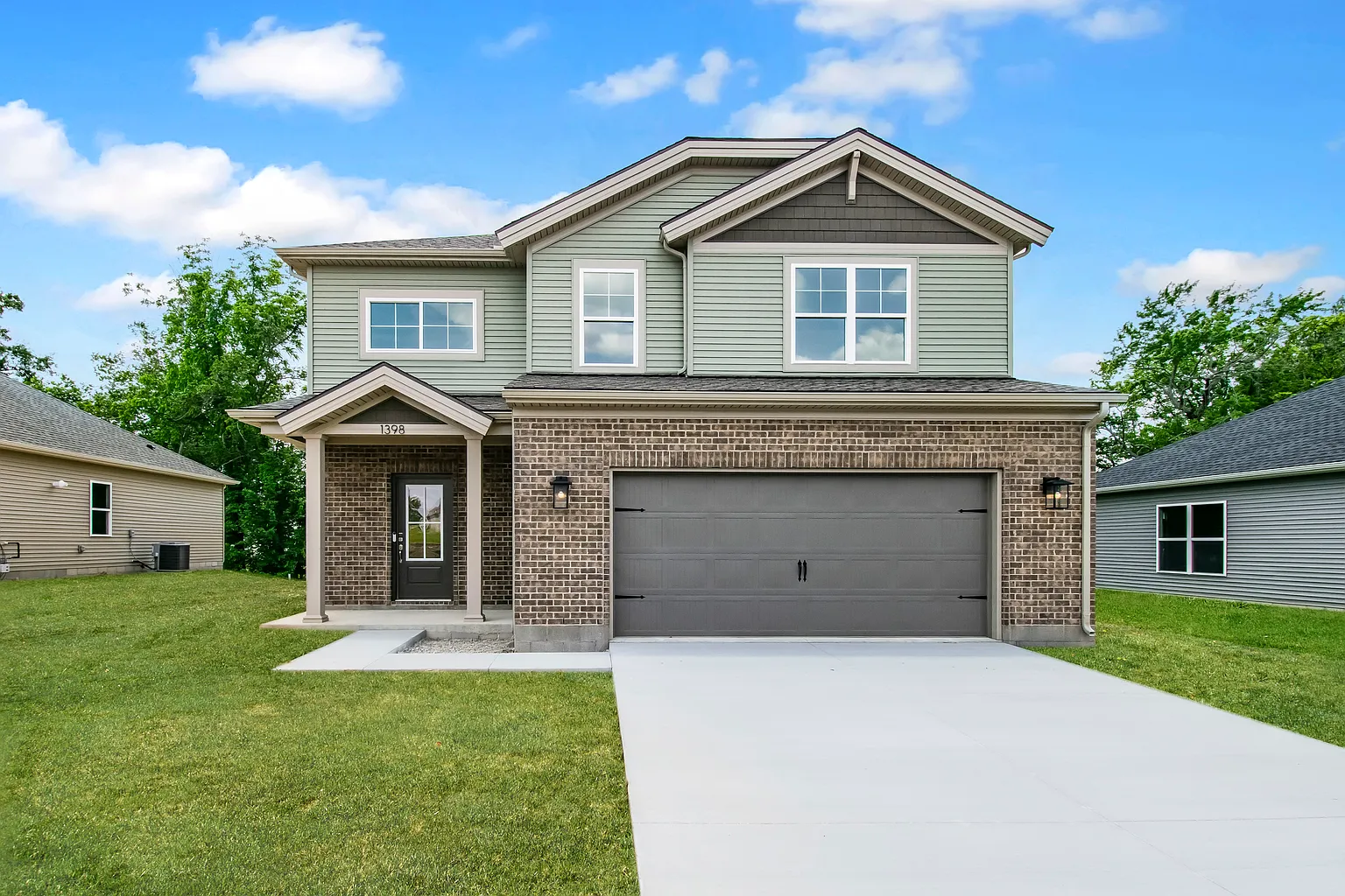 1398 N Hunters Crossing Cir Lot 130 photo 1