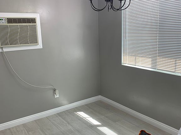 4th image of 781 Plaza St