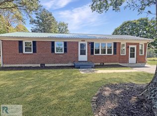 221 Marilla Ln, Chatham, VA 24531