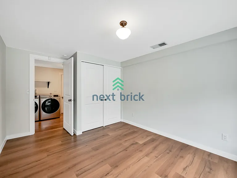 3036 SW Roxbury St — Photo 13