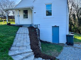 55 Ward St, Salem, VA 24153