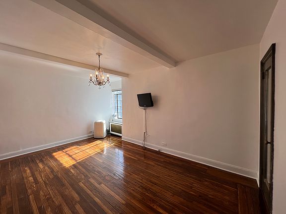 3rd image of 5 Tudor City Pl APT 1133
