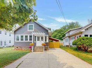 1320 S Van Buren St, Green Bay, WI 54301