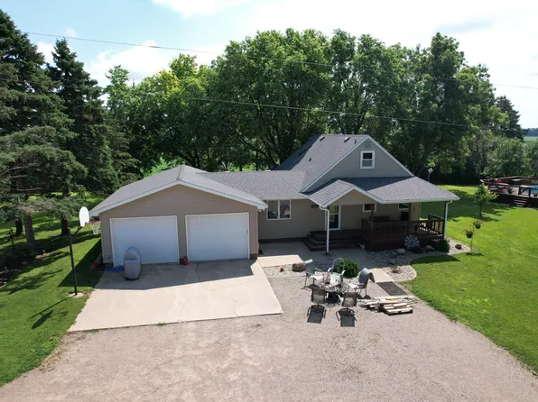 6045 20th St SW, Montevideo, MN 56265