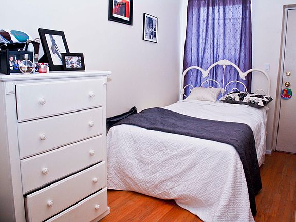 4th image of 1047 W Leland Ave APT 2W