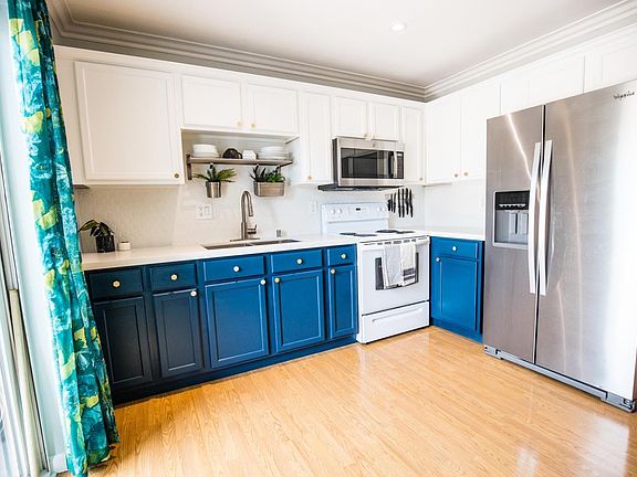 4th image of 743 Bonita Pl