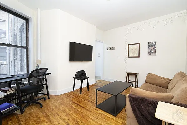 Rented by Halstead Real Estate | media 29